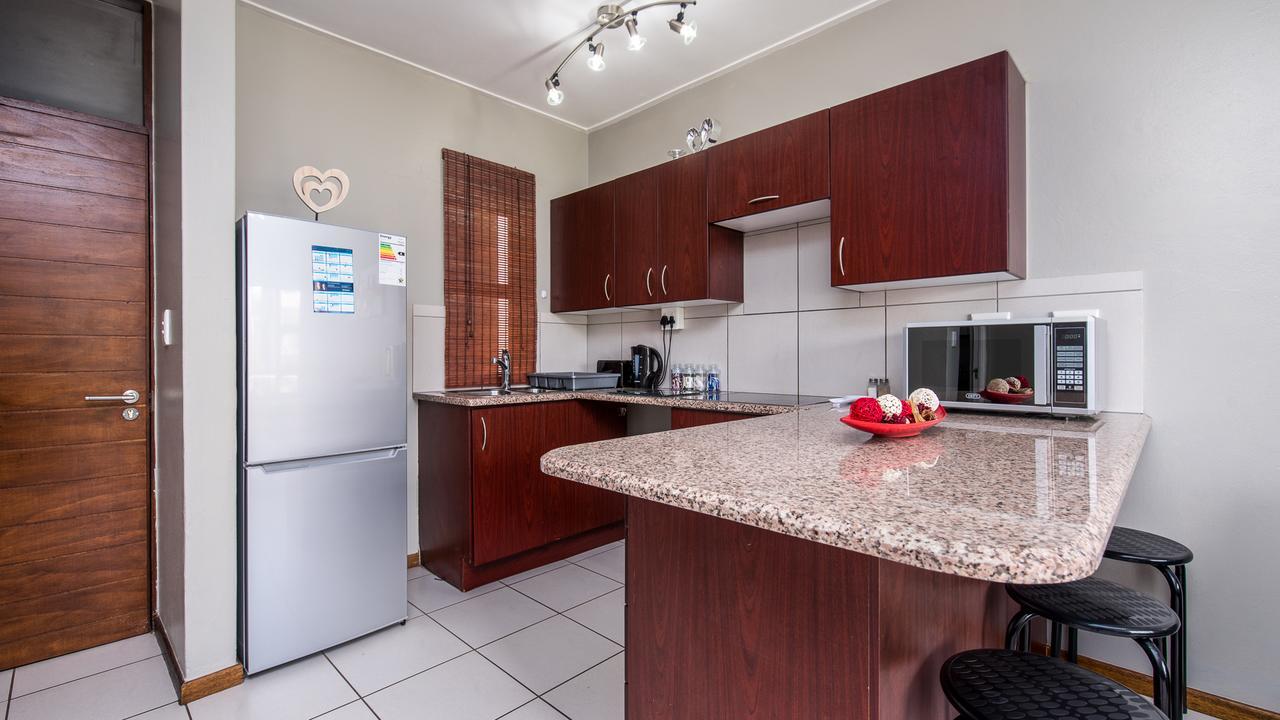 Jozistay @ Jackal Creek Apartments Roodepoort Esterno foto
